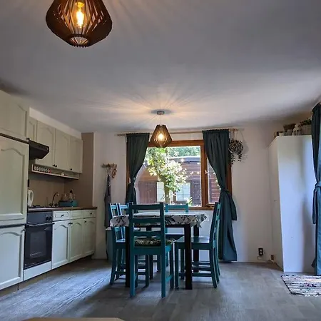 Sfeervol Chaletje In Rustige Bosrijke Omgeving Chalet *